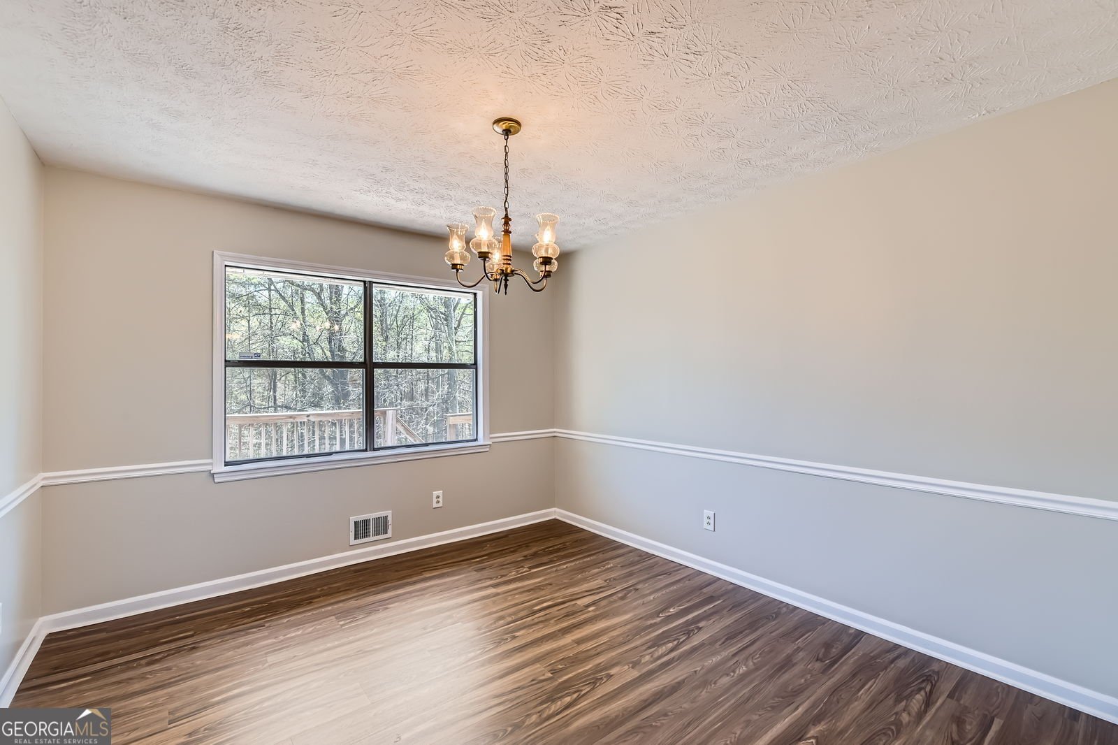 12142 Panhandle Road Hampton - 12