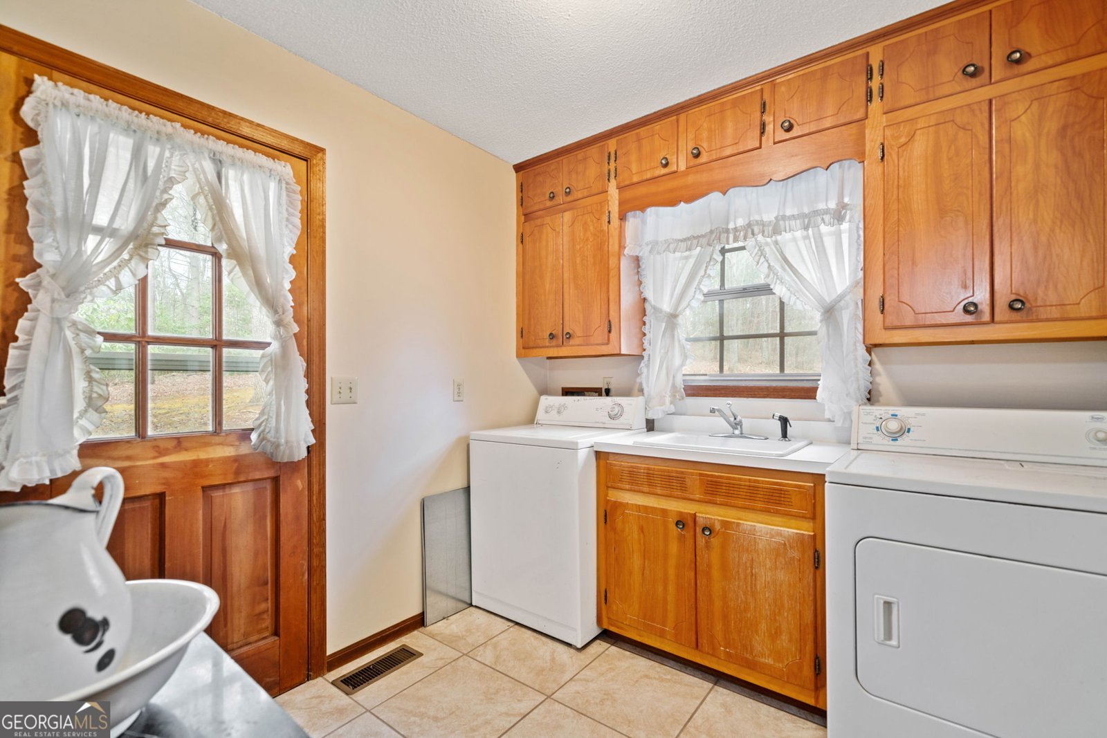 320 Highway 2 Blue Ridge - 28