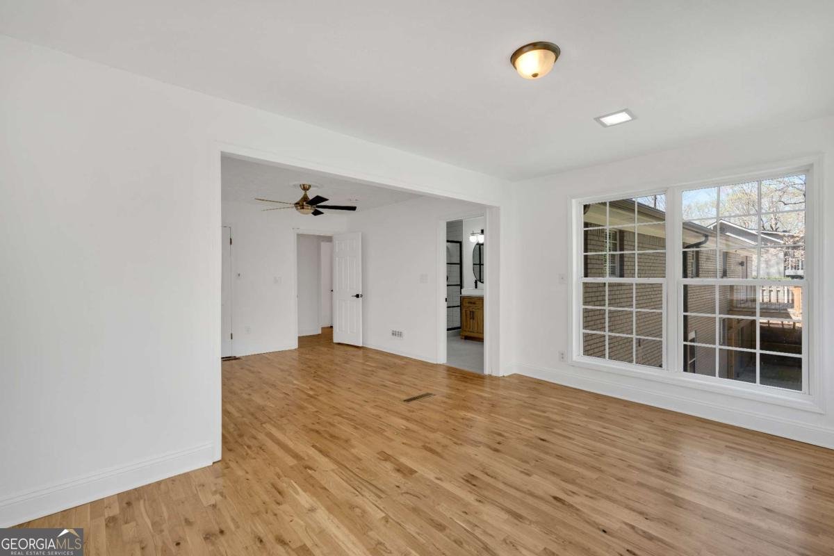 3819 Dora Drive Smyrna - 32