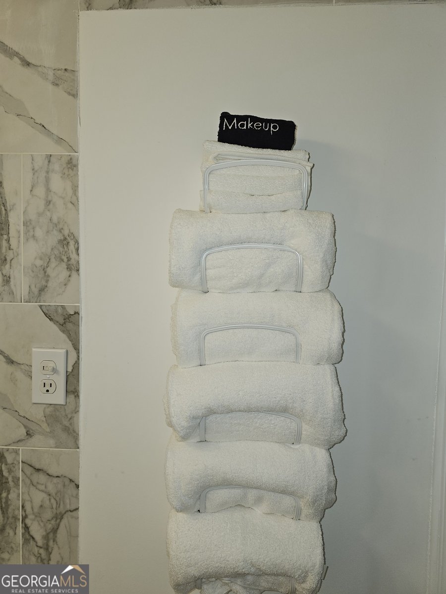 215 Piedmont Avenue Atlanta - 23