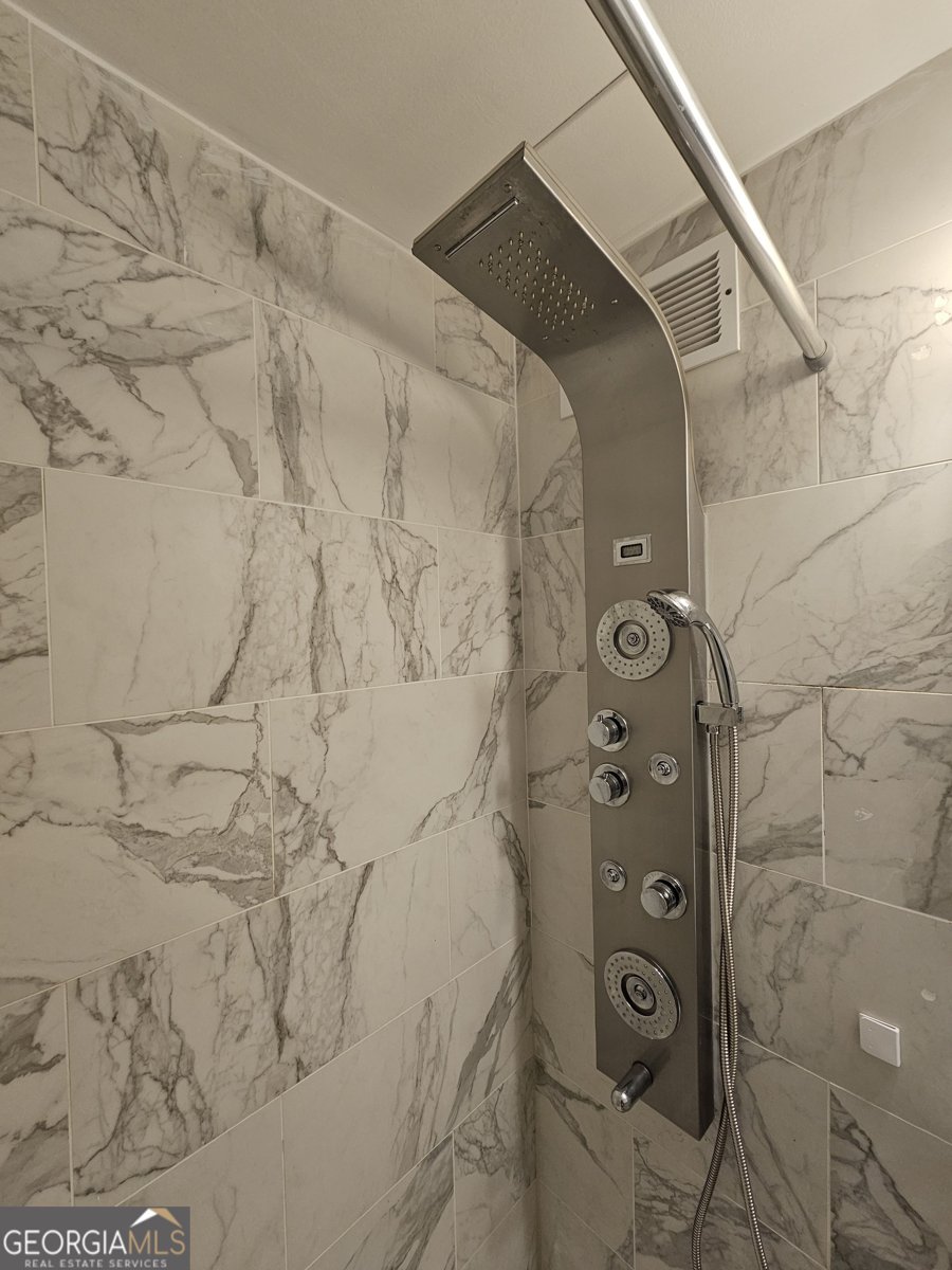 215 Piedmont Avenue Atlanta - 24