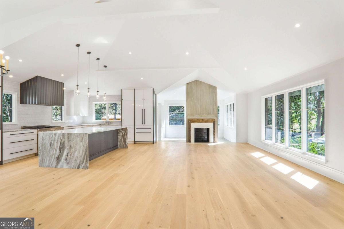 1718 Barnesdale Way Atlanta - 3