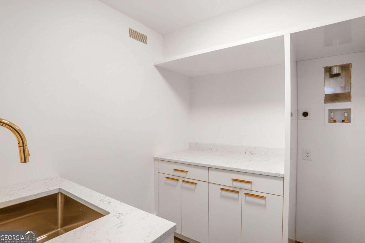 1718 Barnesdale Way Atlanta - 31