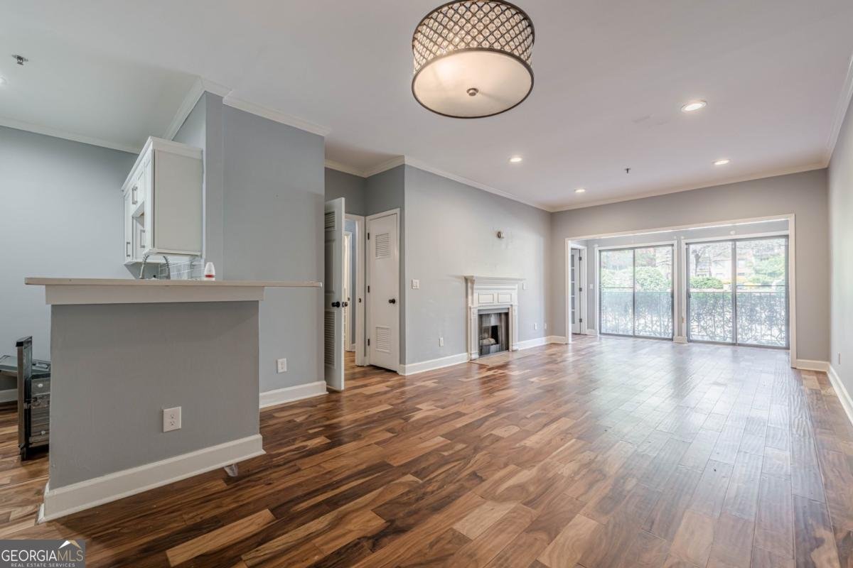 2921 Lenox Road Atlanta - 19