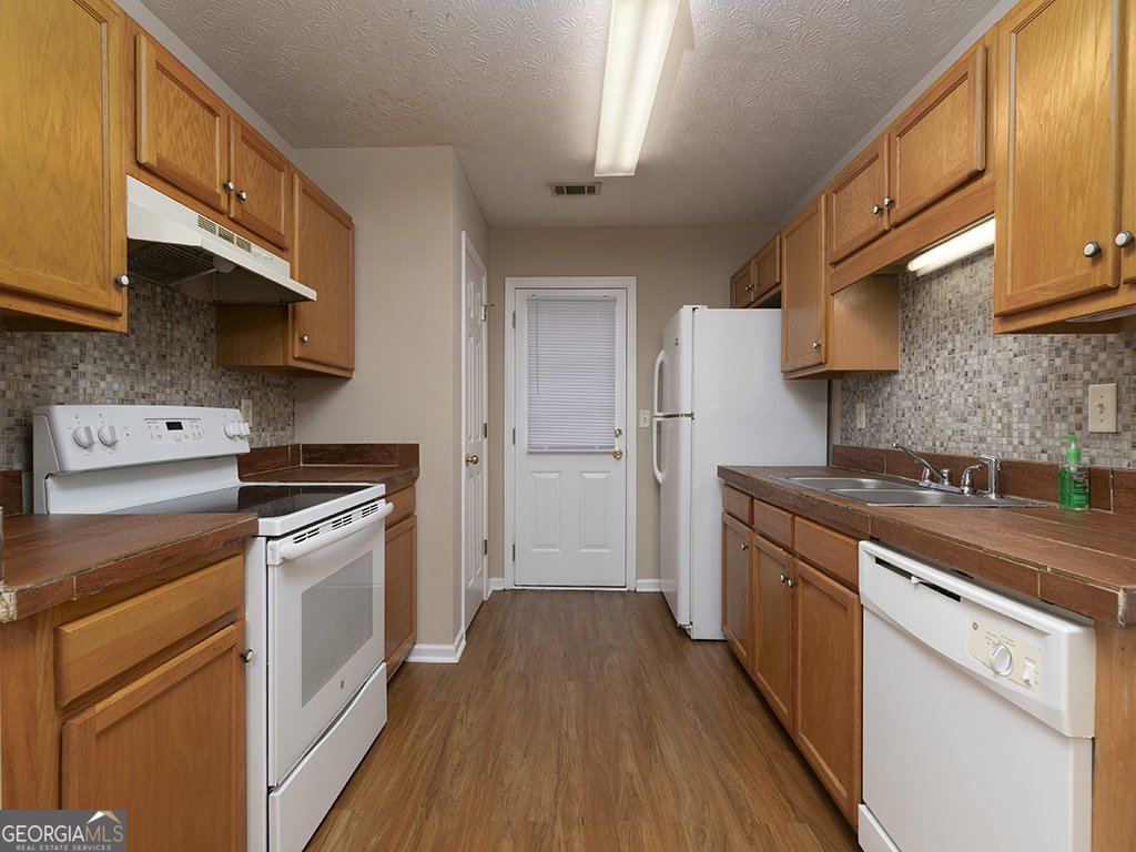 7125 Crystal Creek Place Douglasville - 12