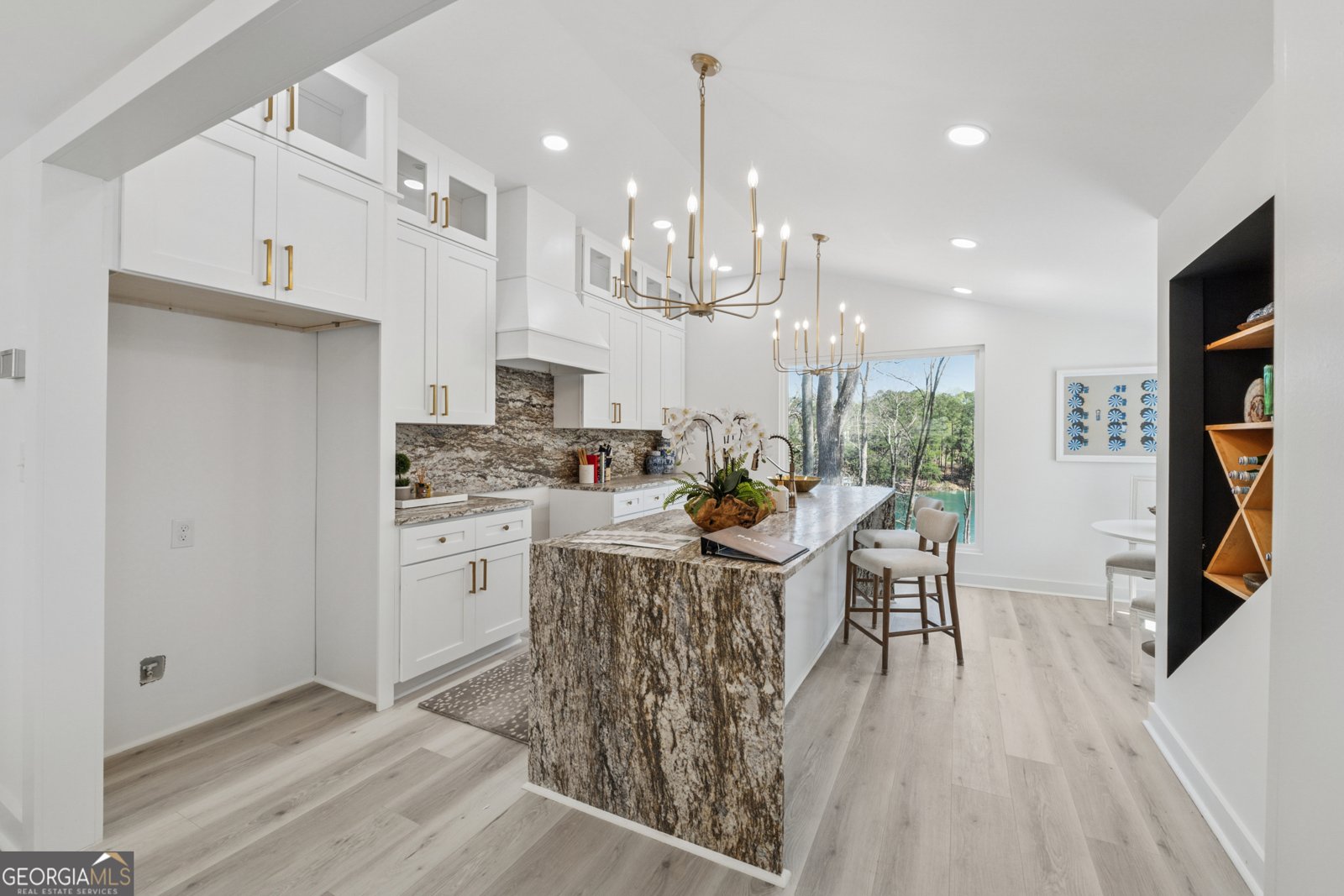 6337 Lake View Drive Buford - 10