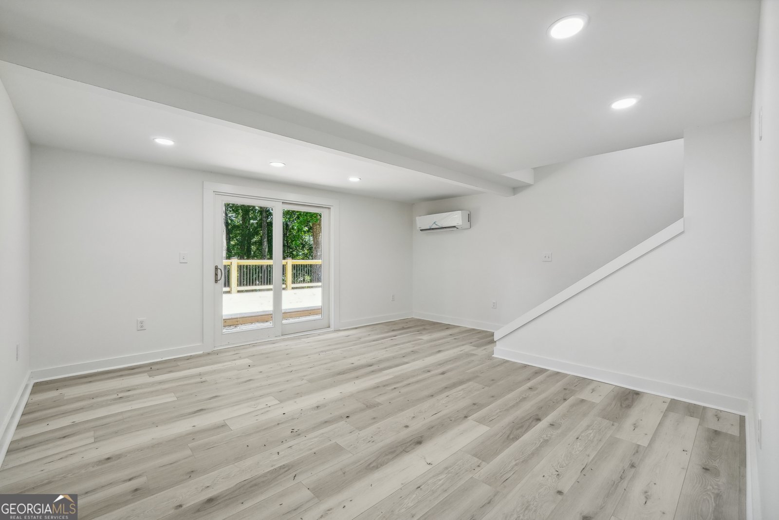 6337 Lake View Drive Buford - 27