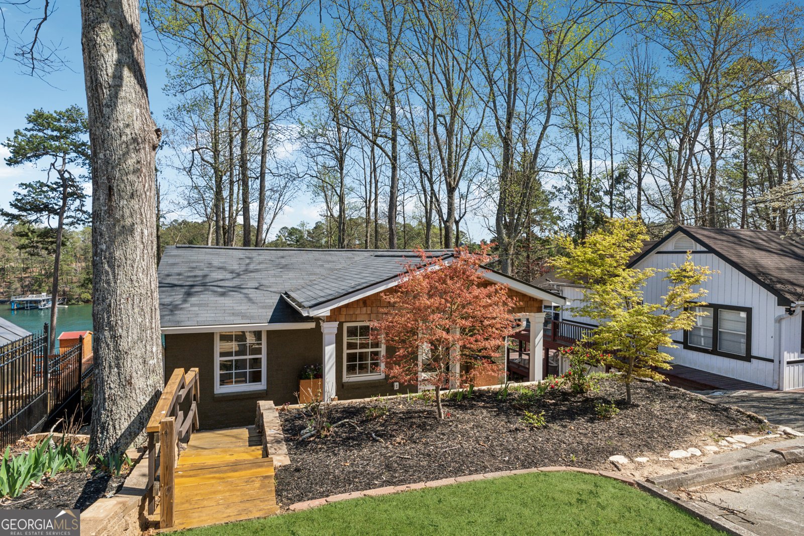 6337 Lake View Drive Buford - 38