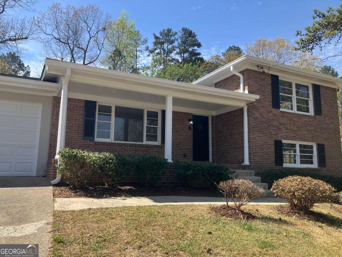 490 Larchmont Drive Atlanta - 3