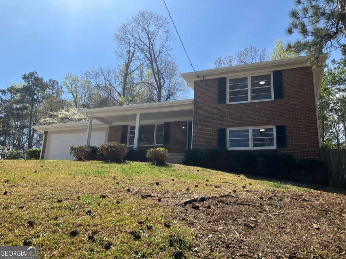 490 Larchmont Drive Atlanta - 4