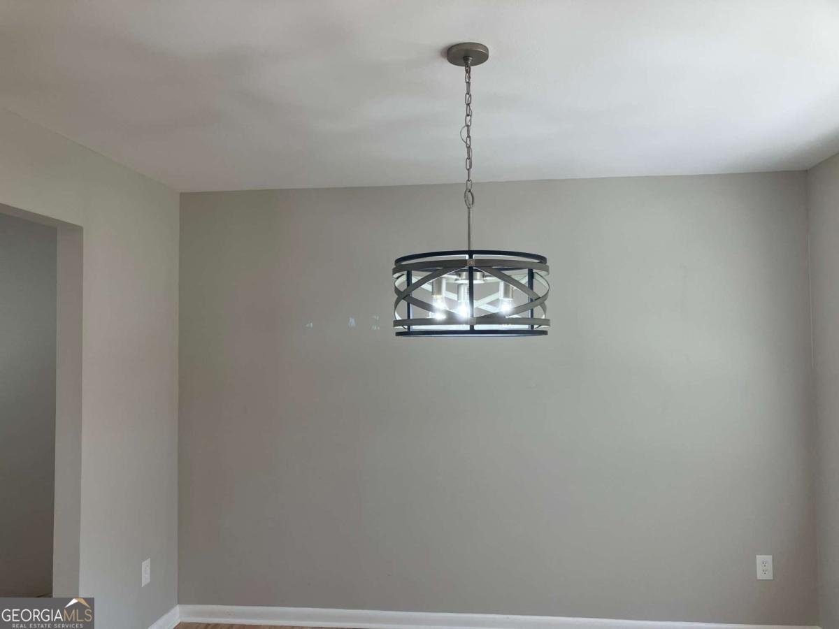 490 Larchmont Drive Atlanta - 6