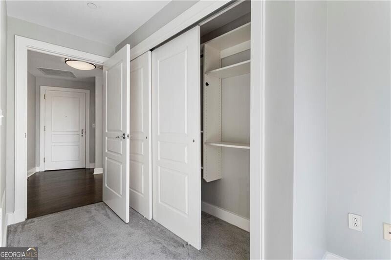 700 Park Regency Place Atlanta - 4