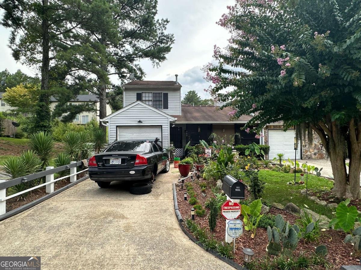 709 Pine Tree Trail Atlanta - 1