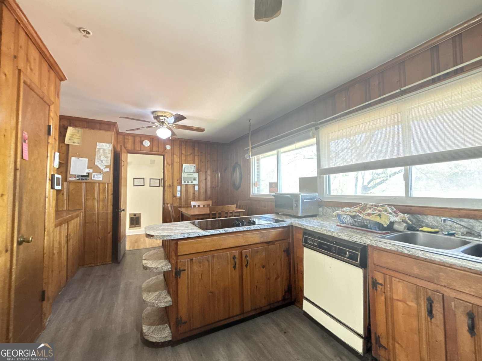 5169 Covington Highway Decatur - 5