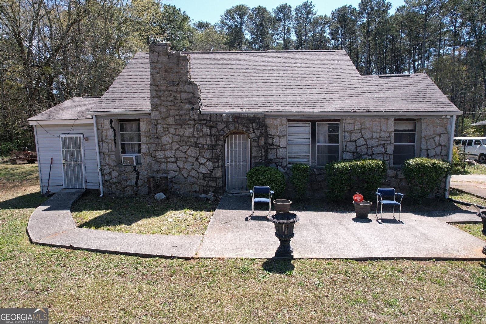 5181 Covington Highway Decatur - 1