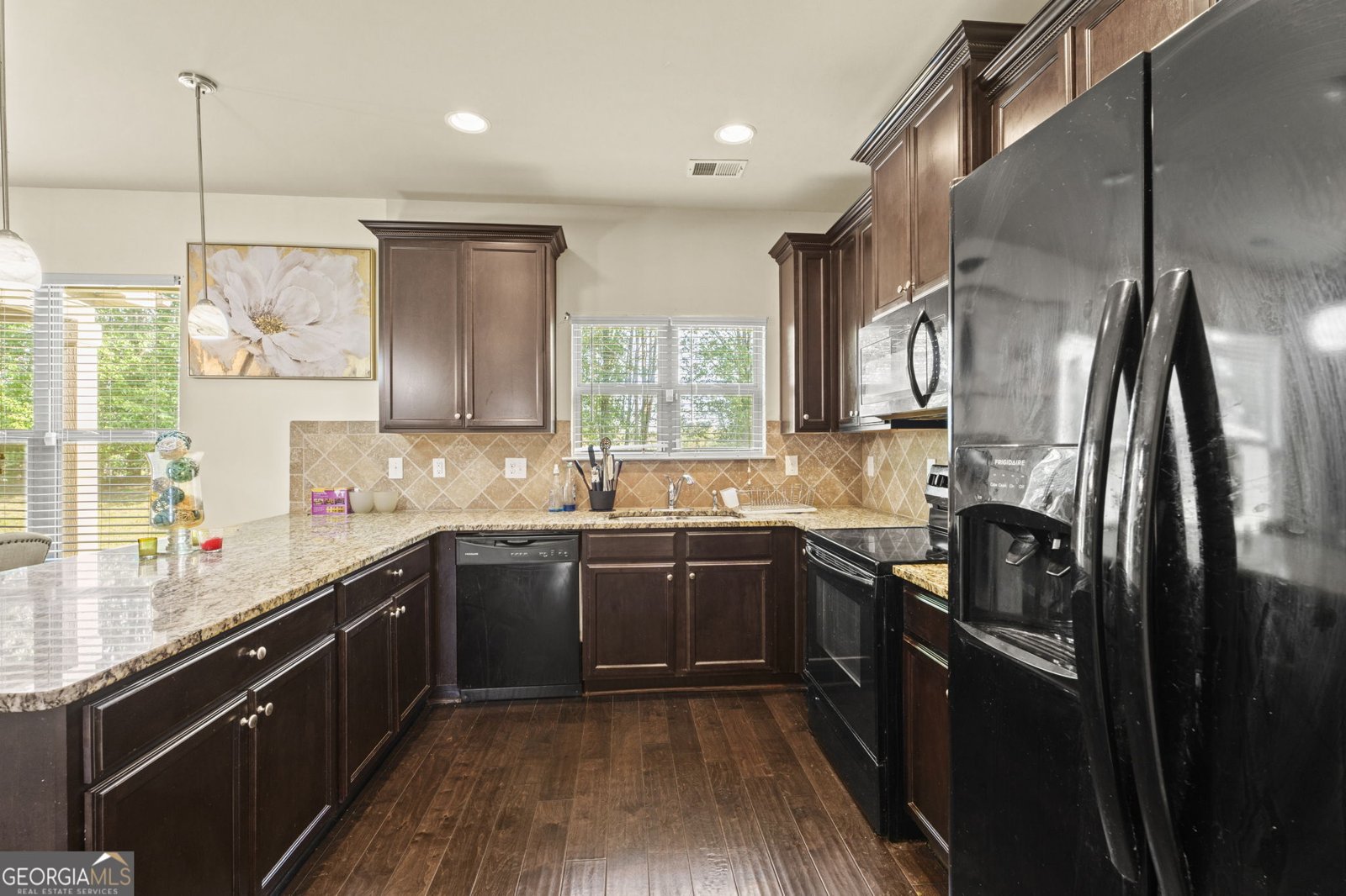 6870 Diamond Drive Rex - 10