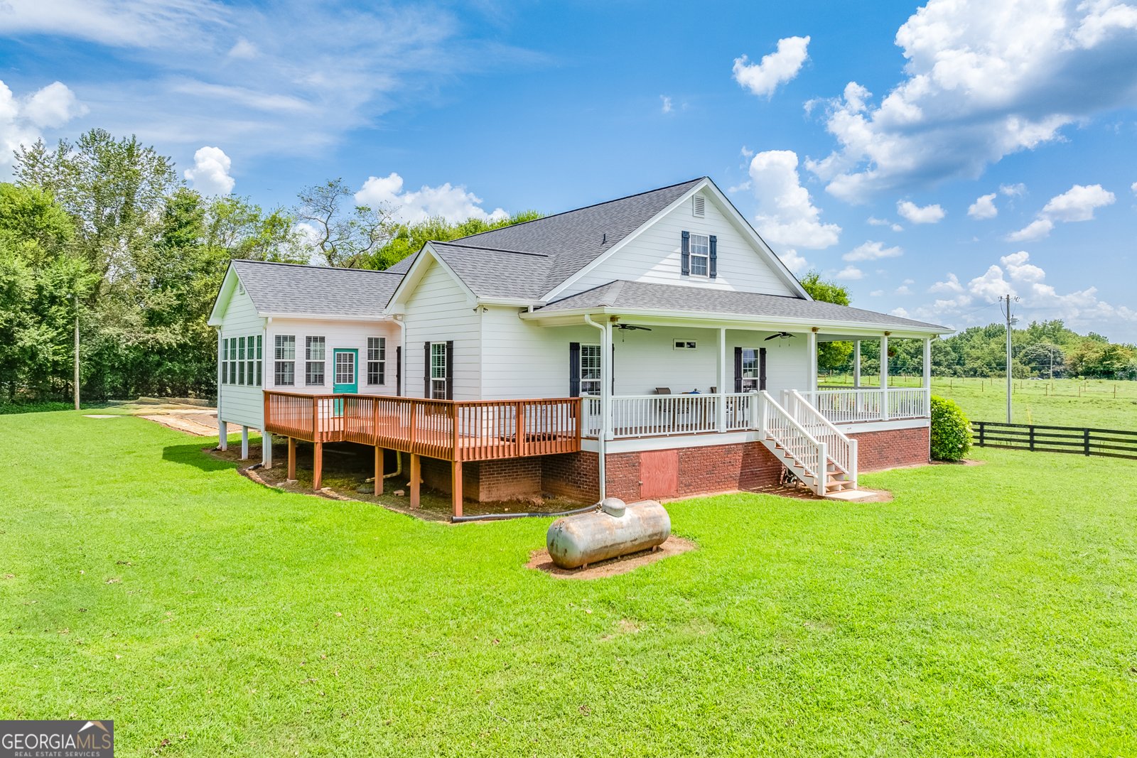 885 Brooks Road Pendergrass - 38