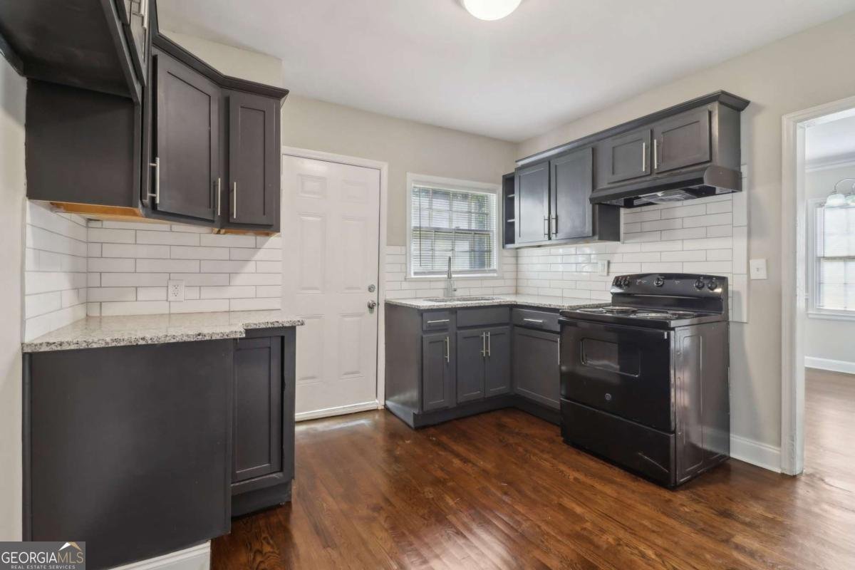 1563 MAYFLOWER Avenue Atlanta - 10