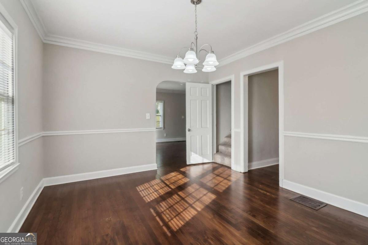 1563 MAYFLOWER Avenue Atlanta - 13