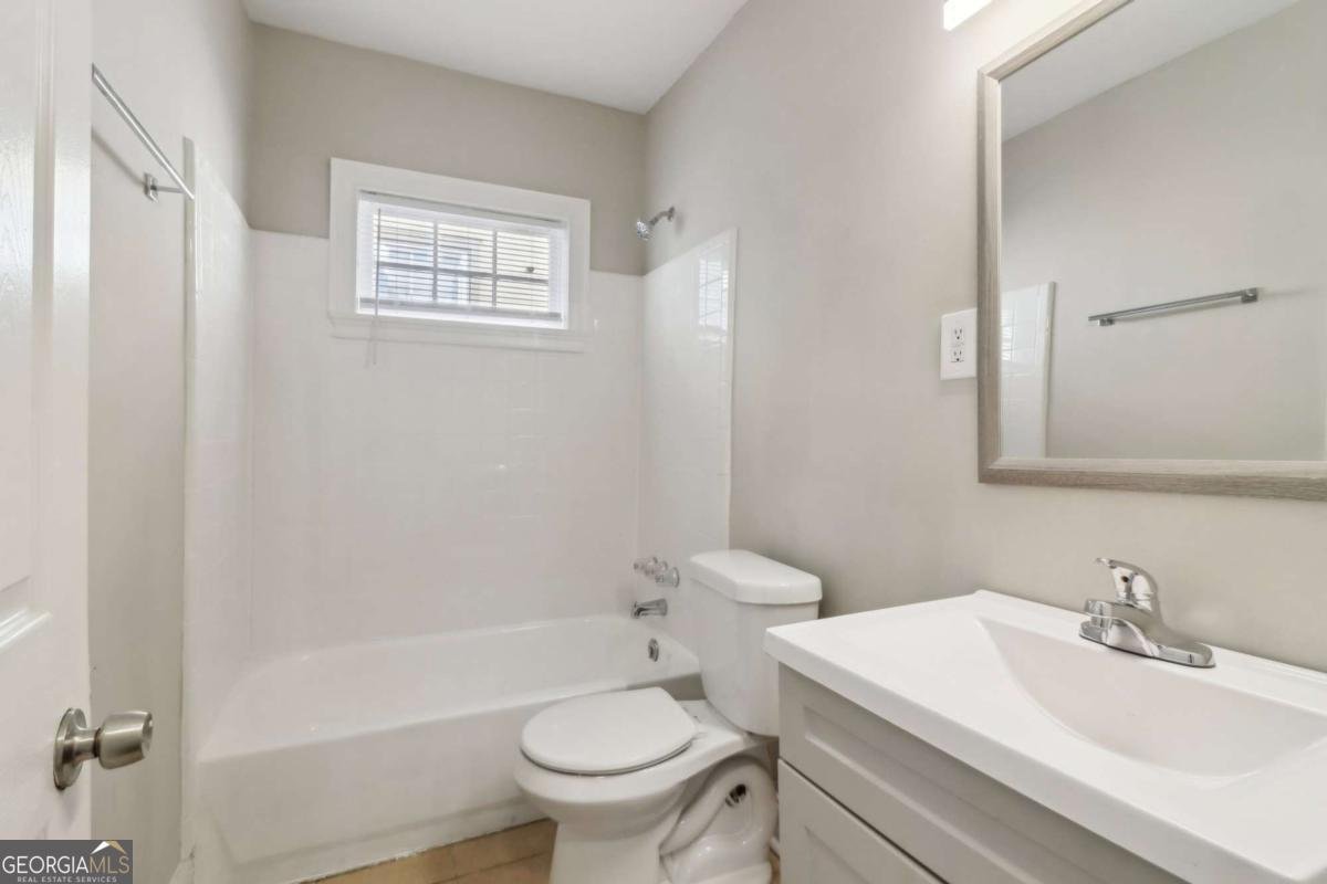 1563 MAYFLOWER Avenue Atlanta - 20