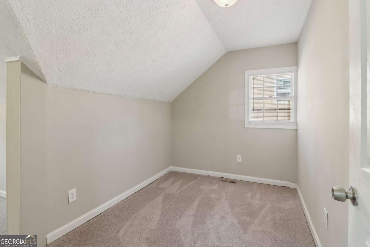 1563 MAYFLOWER Avenue Atlanta - 26