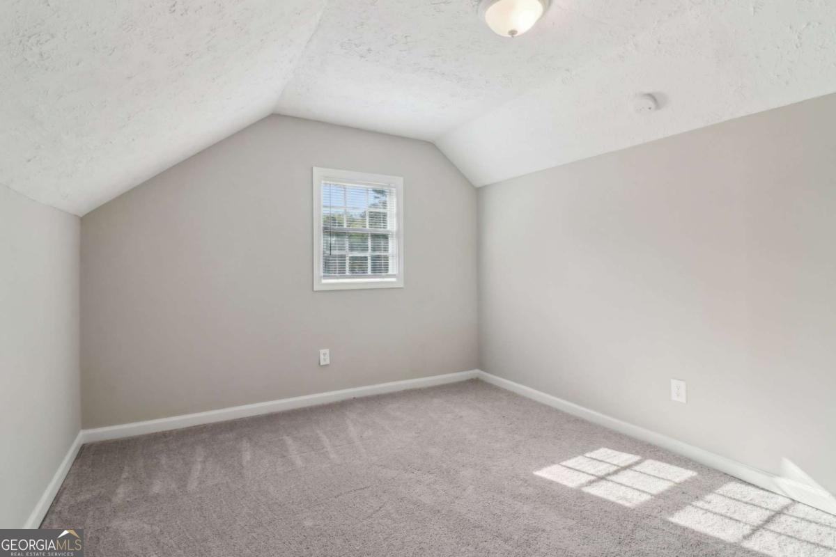 1563 MAYFLOWER Avenue Atlanta - 31