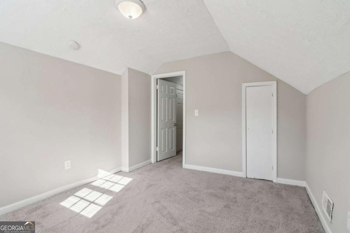 1563 MAYFLOWER Avenue Atlanta - 32
