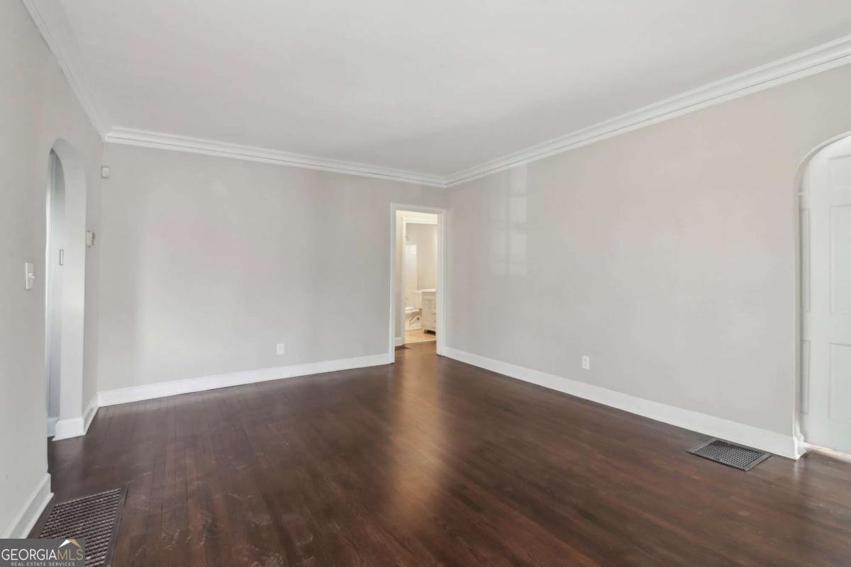 1563 MAYFLOWER Avenue Atlanta - 4