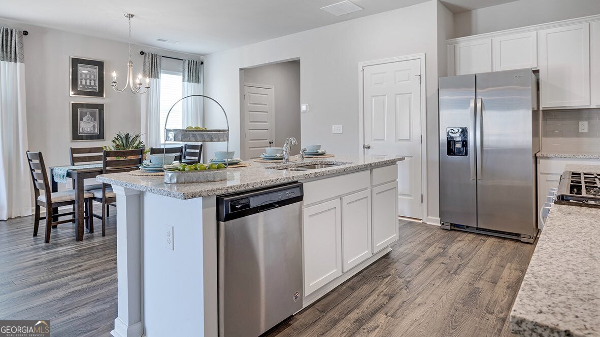12098 Conrad Circle Hampton - 8