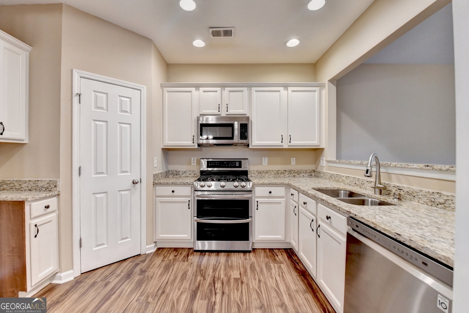 1749 Coleville Oak Lane Lawrenceville - 20