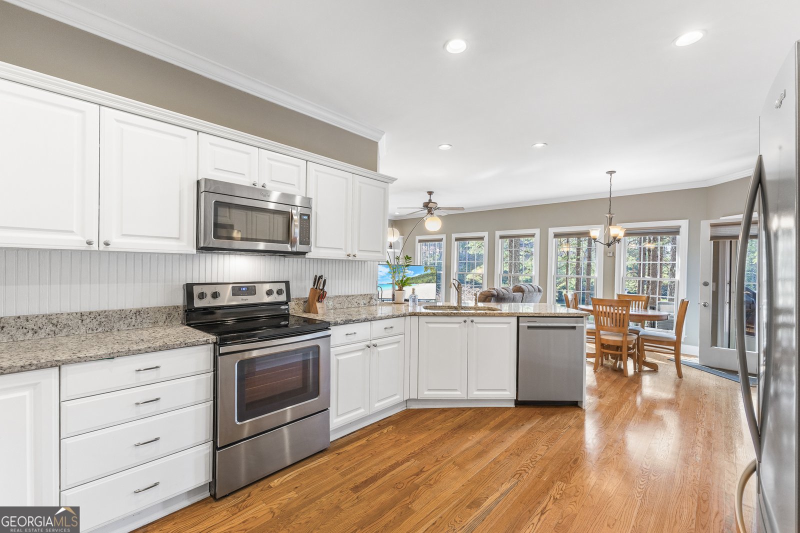 404 Golden Delicious Road Clarkesville - 29