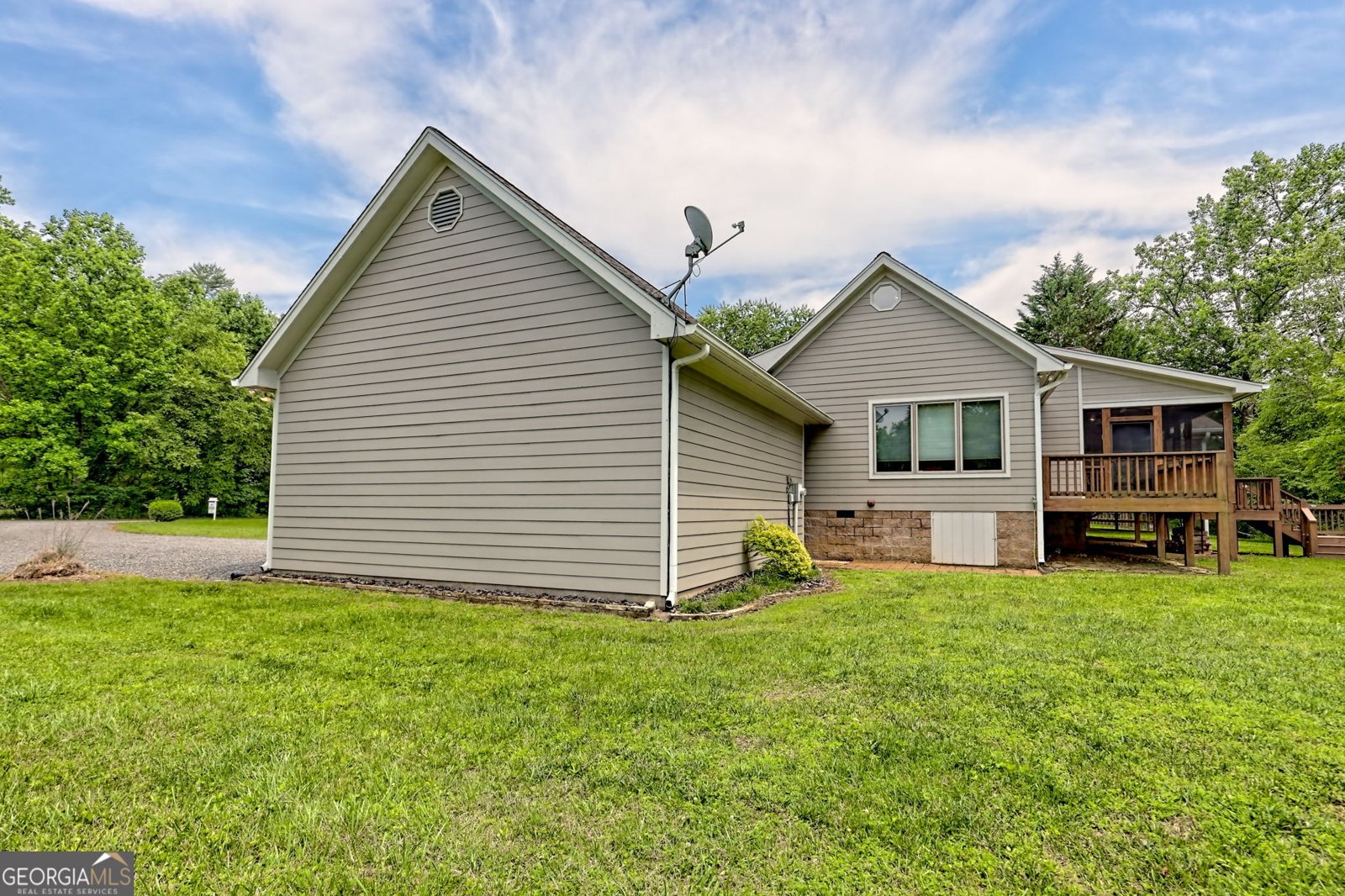 765 River Oaks Drive Hayesville - 54