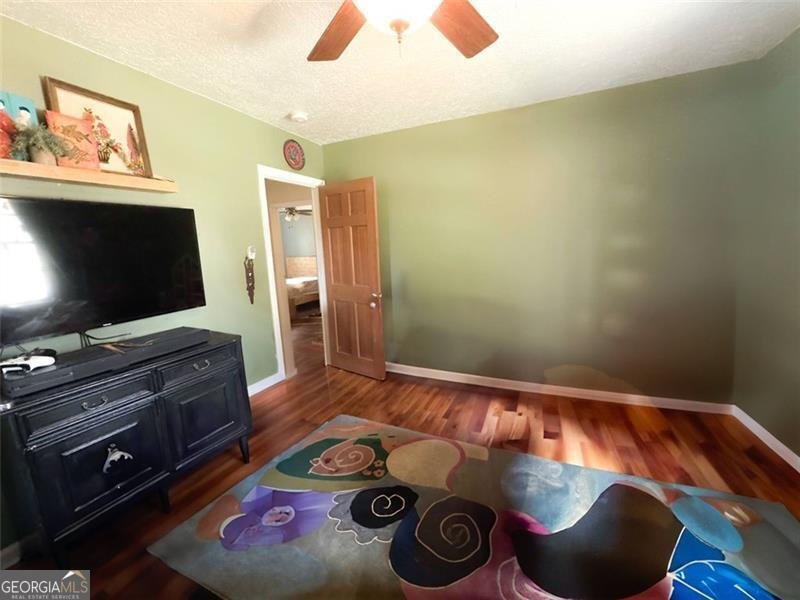 2567 Connally Drive East Point - 11