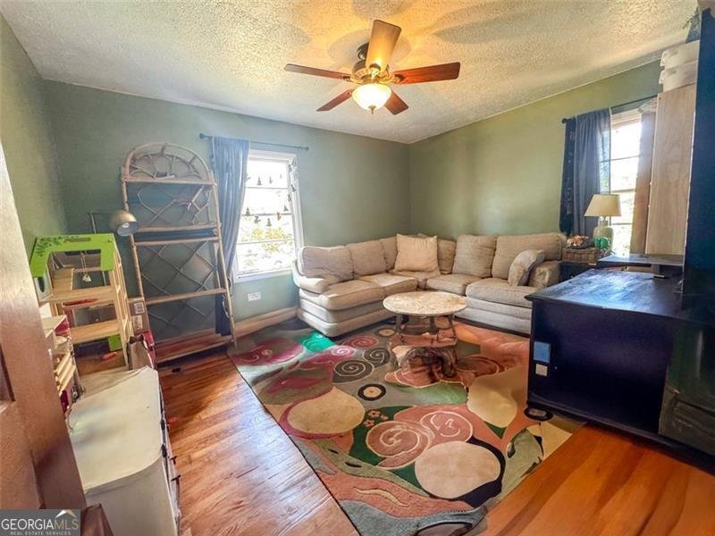 2567 Connally Drive East Point - 12