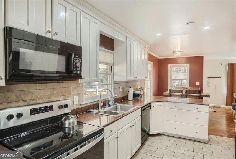 2567 Connally Drive East Point - 4