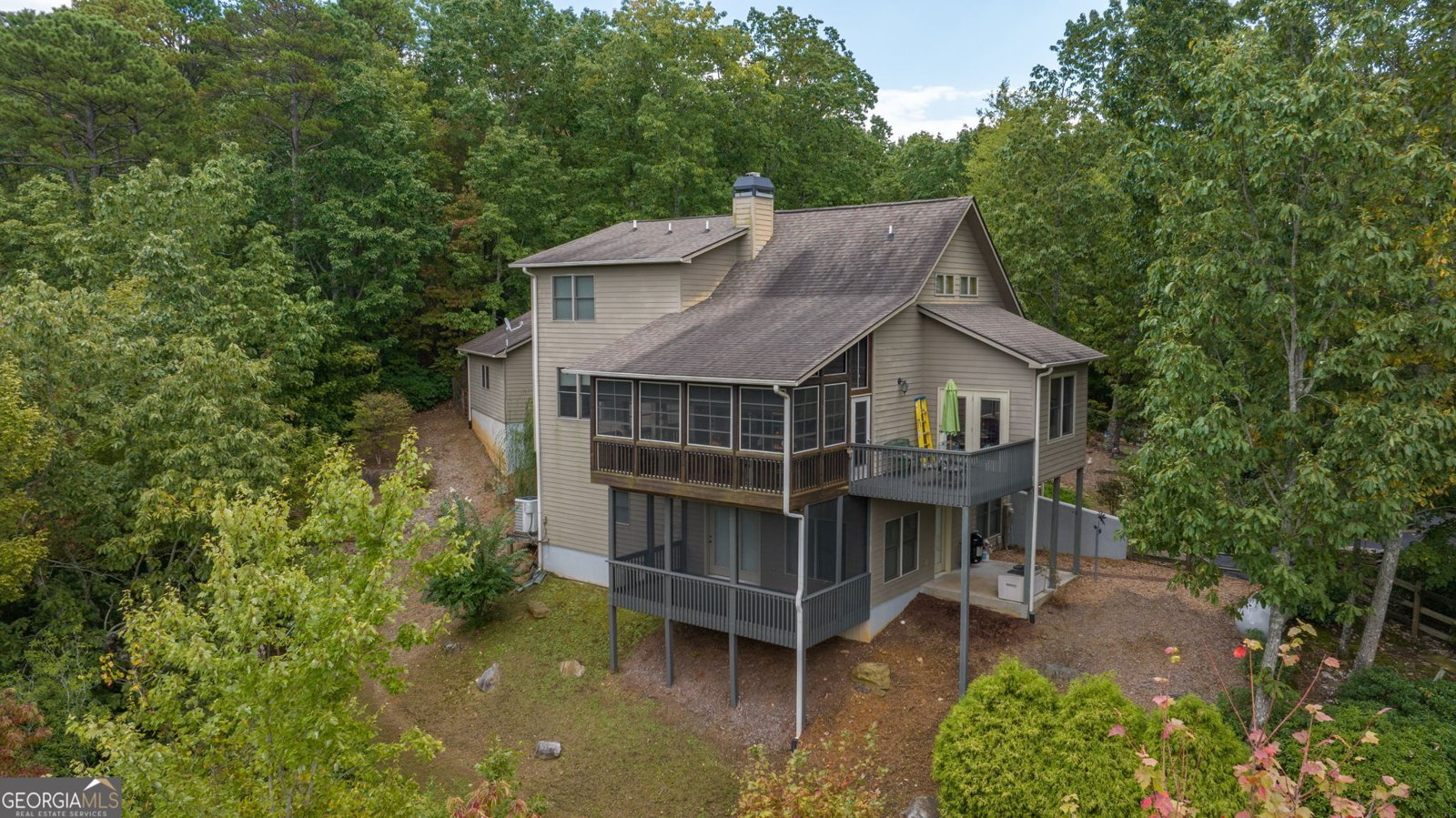 401 Starmont Trail Clarkesville - 38
