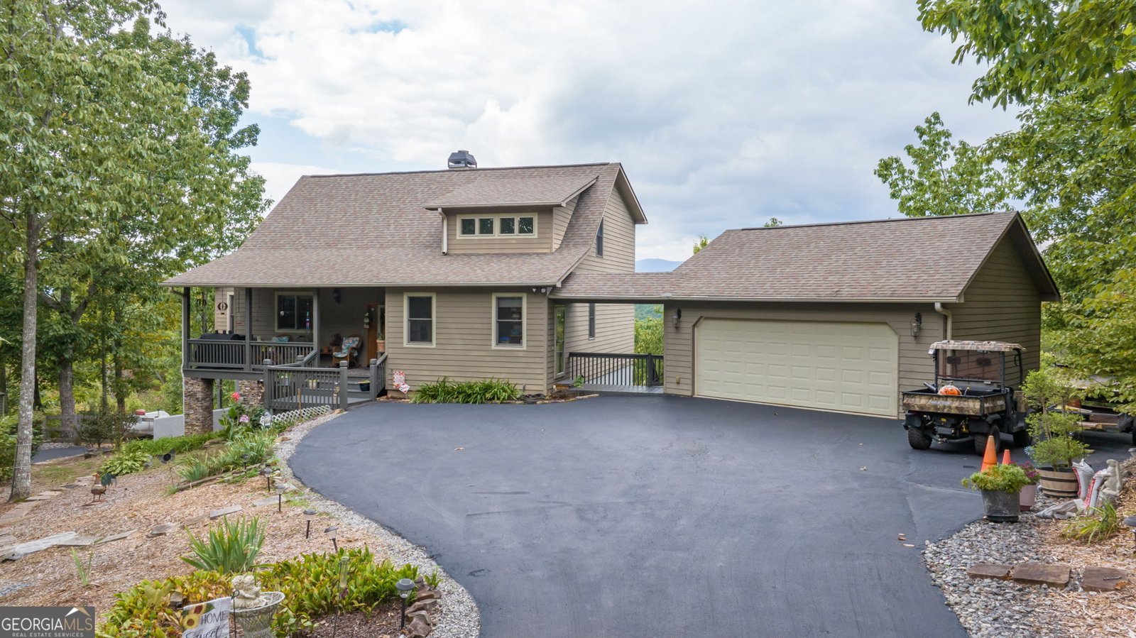 401 Starmont Trail Clarkesville - 43