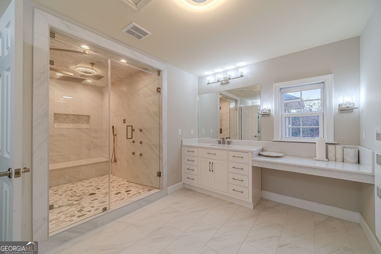 3365 Preservation Circle Lilburn - 39