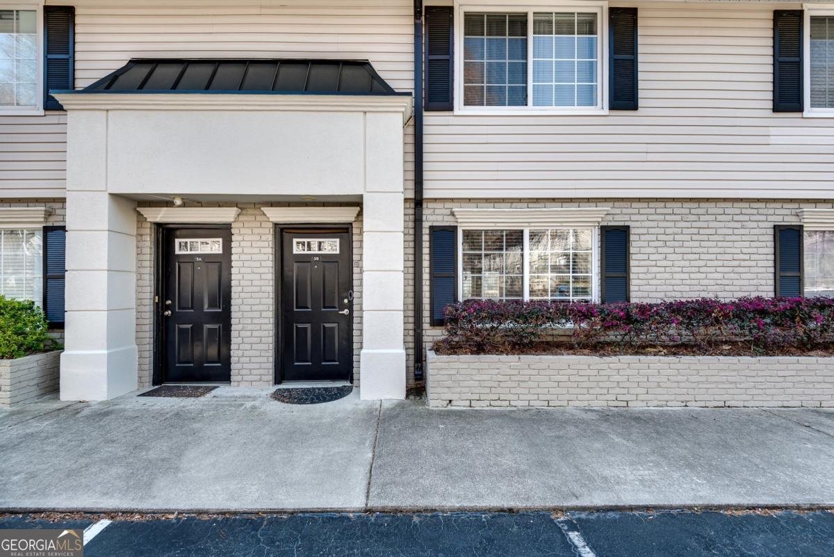 6940 Roswell Road Atlanta - 2