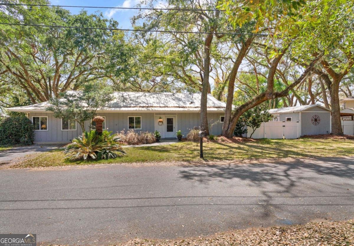 1915 Second Avenue St. Simons - 2