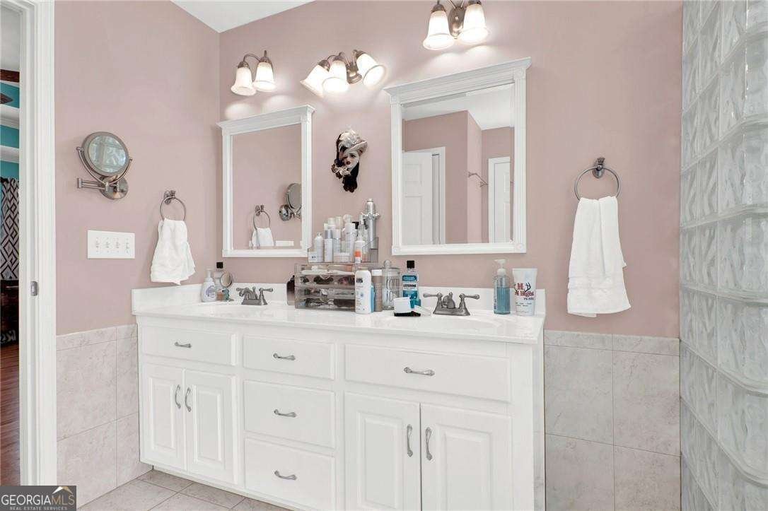 114 Hardwood Lane Canton - 37