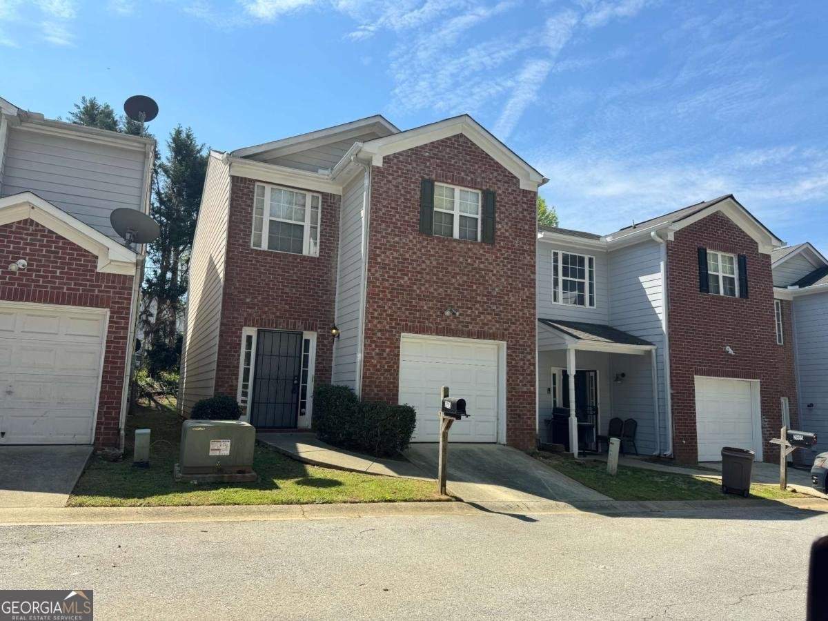 2863 Windsor Forrest Court Atlanta - 1