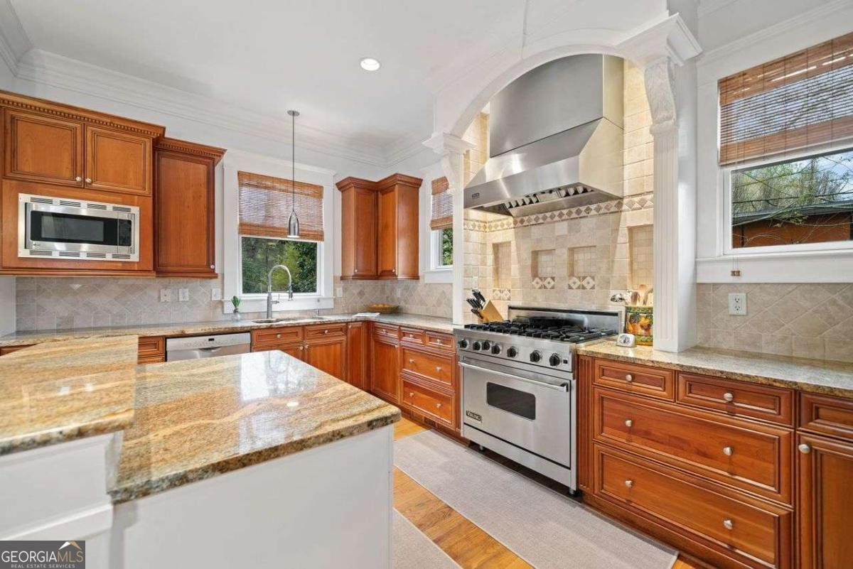 1181 Lanier Boulevard Atlanta - 20