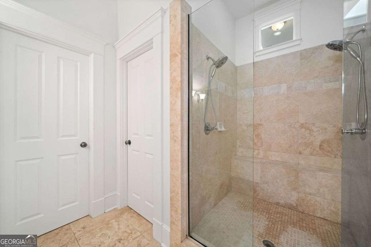 1181 Lanier Boulevard Atlanta - 24