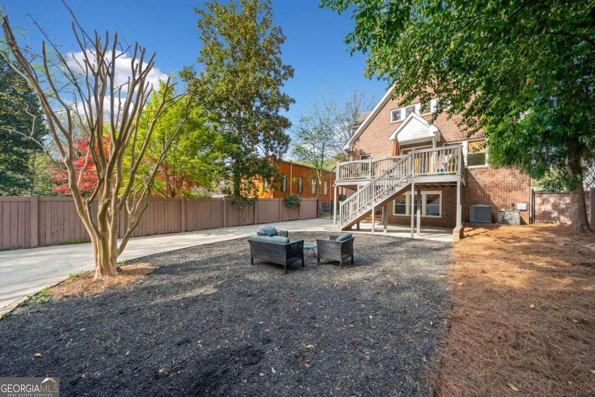 1181 Lanier Boulevard Atlanta - 56