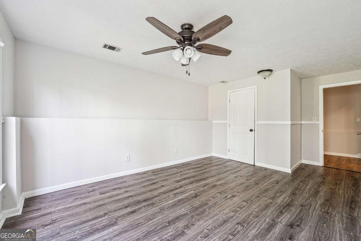 2973 HEAVENLY Lane Snellville - 34