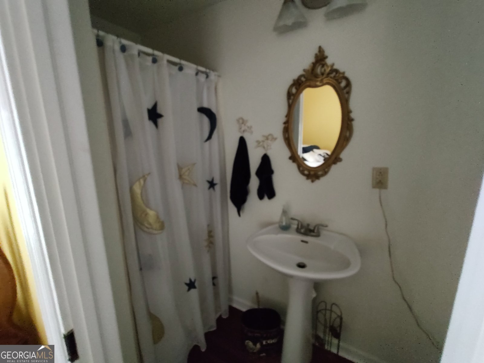 206 Alexander Avenue Washington - 11