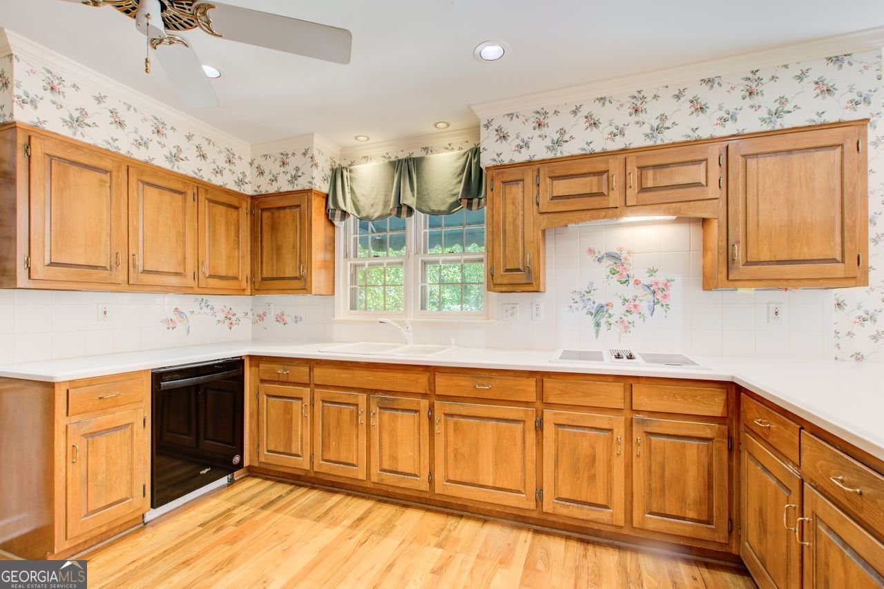 5162 Charlemagne Way Lilburn - 14