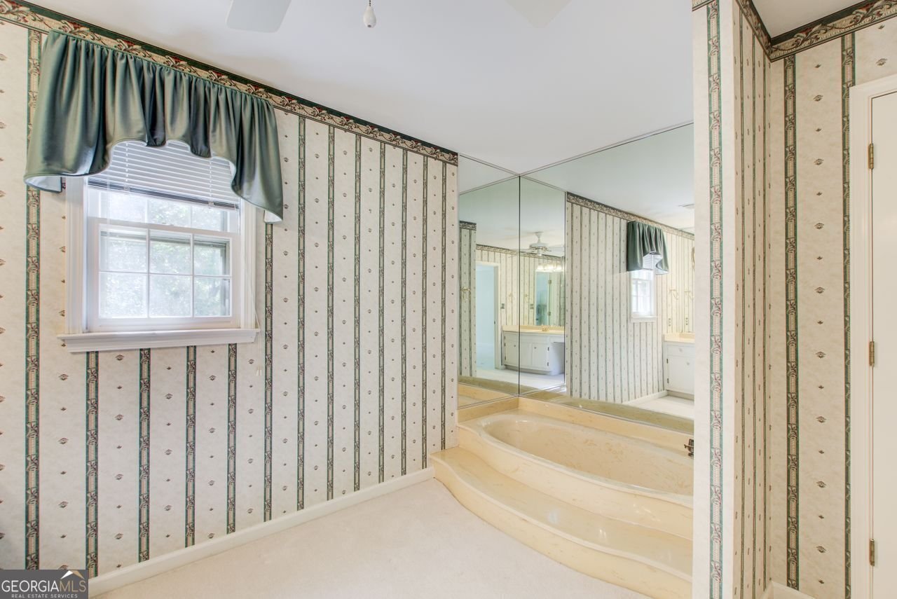 5162 Charlemagne Way Lilburn - 33