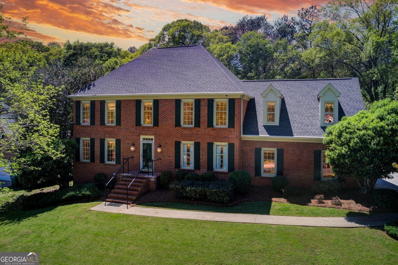 5162 Charlemagne Way Lilburn - 63
